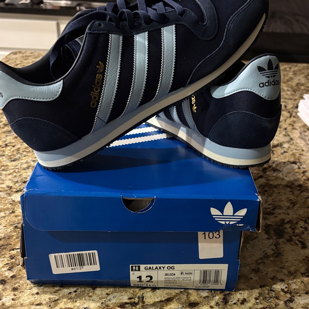BRAND NEW w tags Adidas Dark Blue and Sky Blue Trainers Size 12 men’s